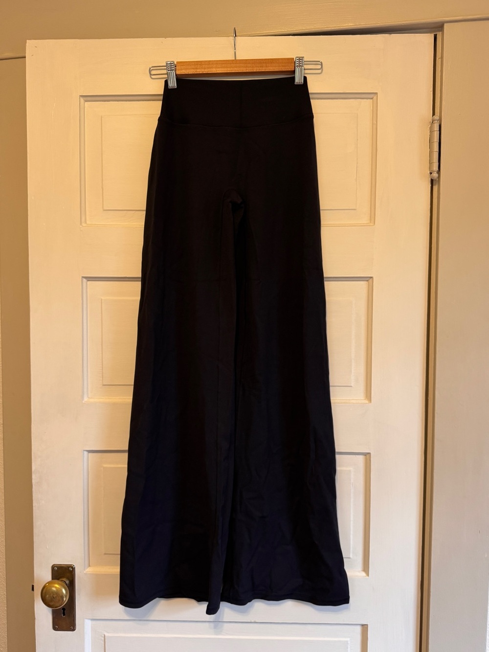 SOFTMOTION™ STRAIGHT LEG PANTS WITH GRAY LOGO - Picture 3 of 5